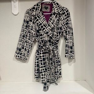 Black and white print, dress coat